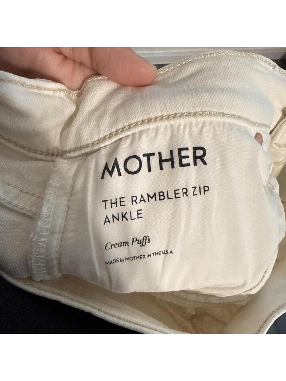 MOTHER The Rambler High-Rise Zip Ankle Jeans in Cream Puff - Size 28 - Picture 10 of 15